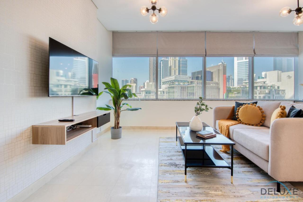 Unbeatable Rate Stylish 1Br With Balcony Near Metro By Deluxe Holiday Homes Dubai Exterior foto